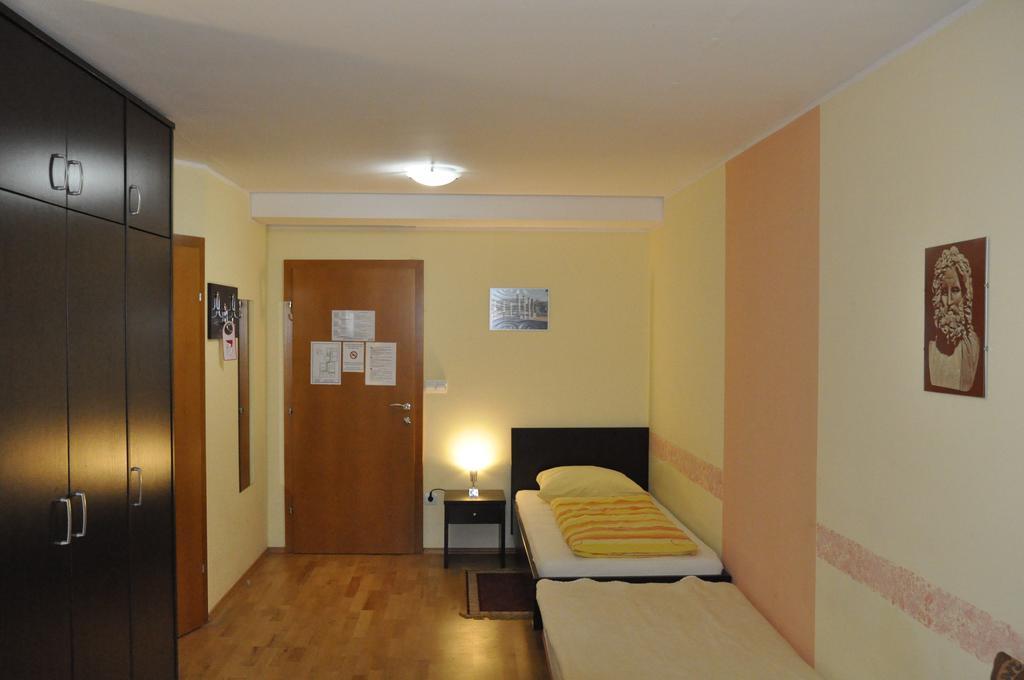 Guest House Mlada Lipa 마리보르 객실 사진